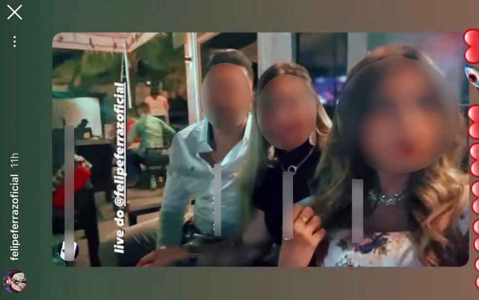 Convidados sem máscara se aglomeram para assistir live do cantor Felipe Ferraz em Aparecida de Goiânia, Goiás — Foto: Reprodução/Instagram
