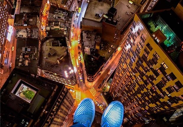 Lá do alto dos prédios de NY, @demidism mostra a movimentação das ruas (Foto: Reprodução Instagram/@demidism)