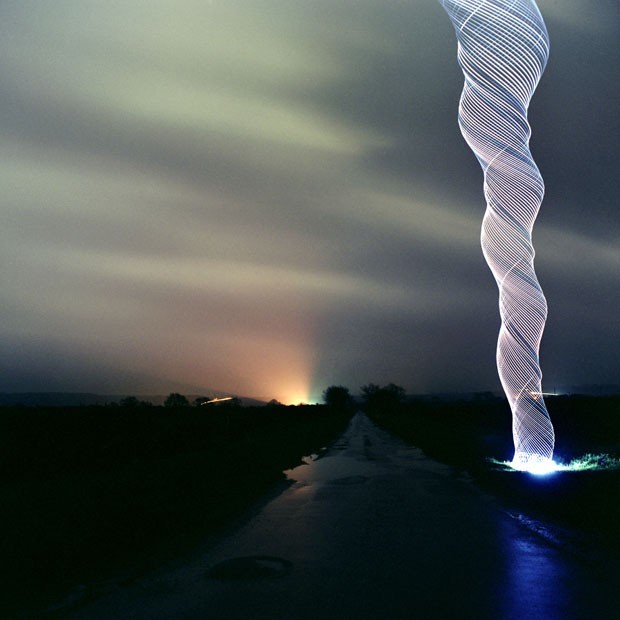 Tornados de luz (Foto: Martin Kimbell / Divulgação)