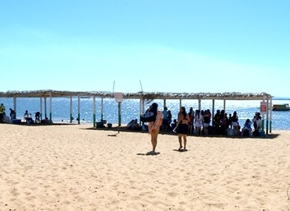 Praia de Babaçulândia é destino na temporada (Foto: Reprodução/TV Anhanguera)