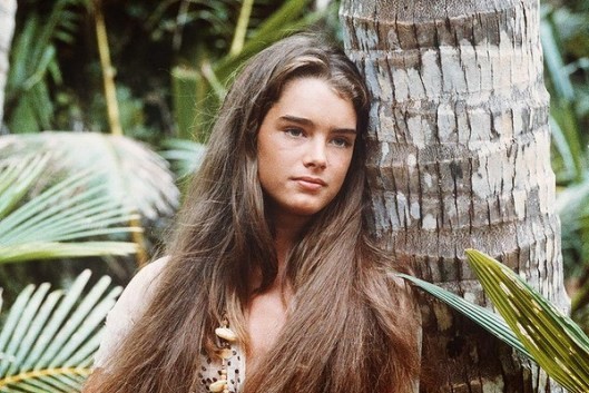 Brooke Shields em cena de 'A Lagoa Azul' (1980). (Foto: Reprodução)