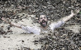 Alexandre Nero grava últimas cenas em 'Além'. Hermes vai afundar na lama!