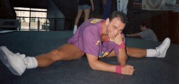 Na década de 1990, Mateus Carrieri participou de competições de aeróbica (Foto: Reprodução/Instagram)