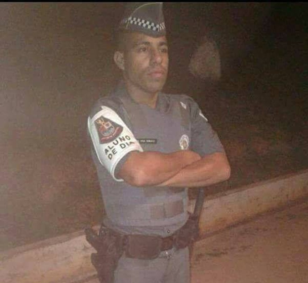 Policial Militar foi morto a pauladas dentro da própria casa em Praia Grande (SP). (Foto: Reprodução/ Facebook)