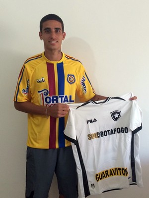 Thiago Galhardo do Madureira com a camisa do Botafogo (Foto: Arquivo Pessoal)