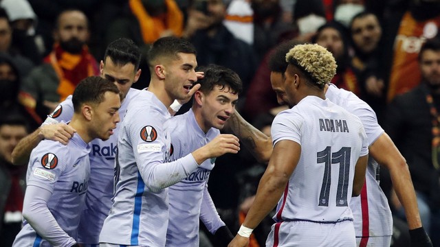 Pedri gol Galatasaray x Barcelona