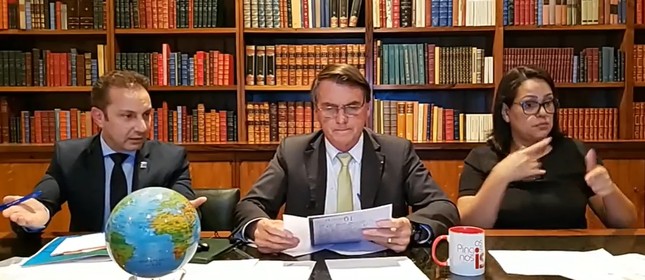 Jair Bolsonaro em live
