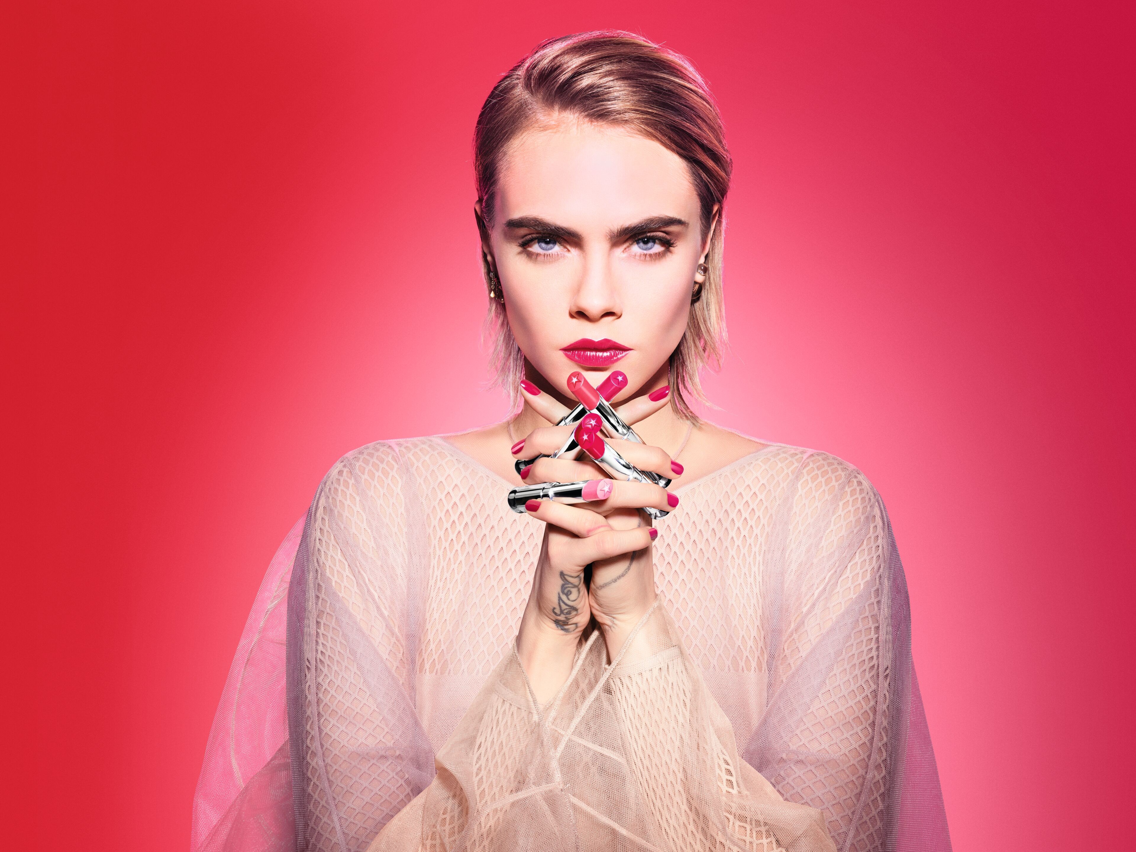 Dior lança novos produtos para os lábios.