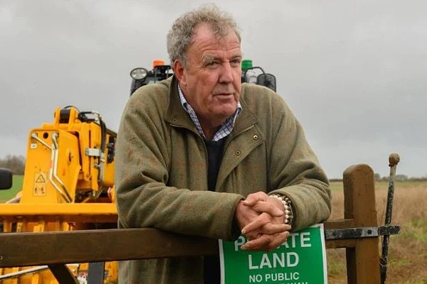 Jeremy Clarkson no programa 'Clarkson's Farm' (Foto: Reprodução)