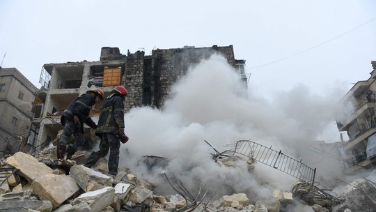 Terremoto na Turquia e na Síria: tremor de terra deixa mais de 1.300 mortos nos países