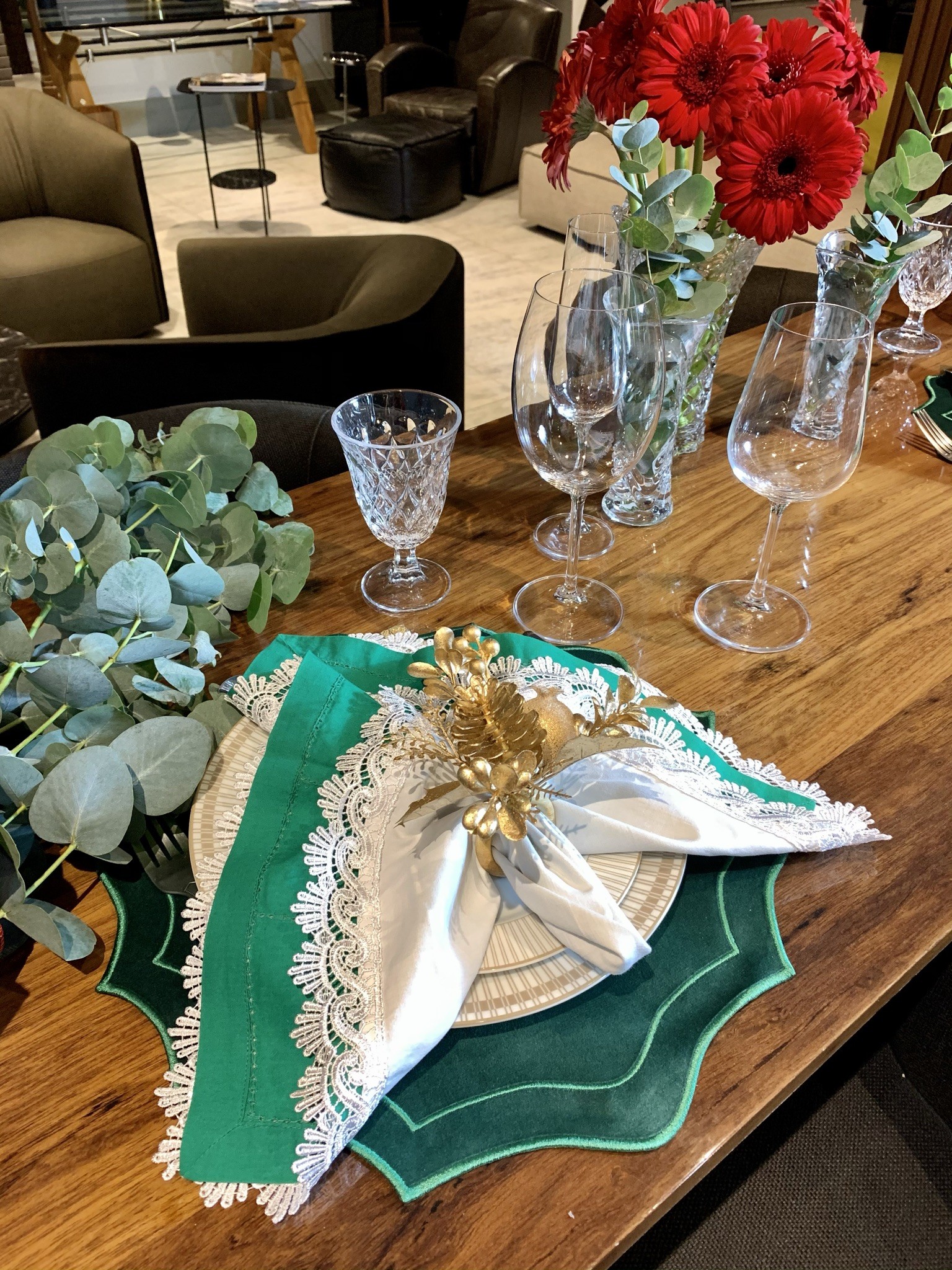 Ceia de Natal: aprenda uma decoração de mesa com até R$ 180 - Revista Marie  Claire | Lifestyle