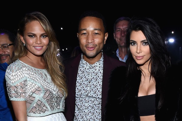 Chrissy Teigen, John Legend e Kim Kardashian (Foto: Getty Images)