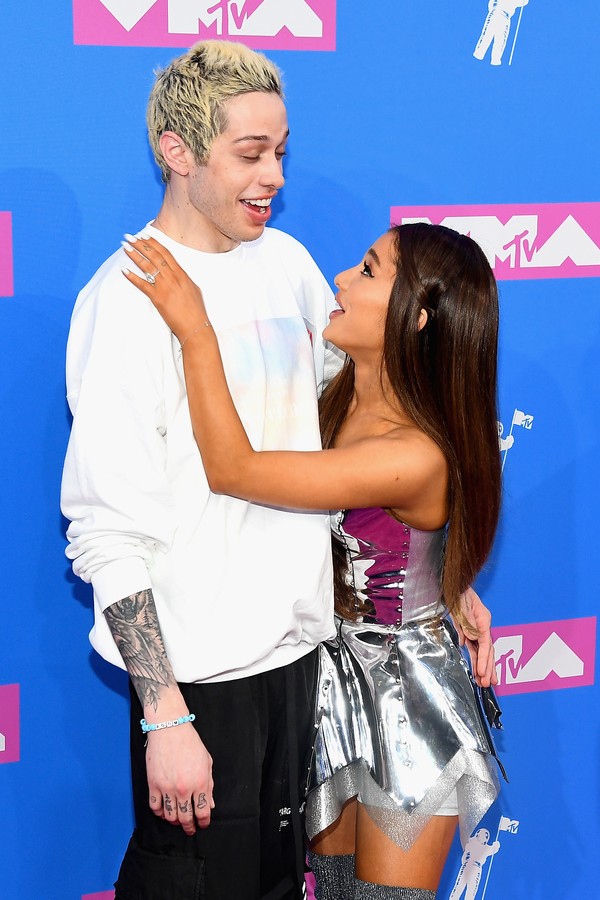 Pete Davidson e Ariana Grande (Foto: getty images)