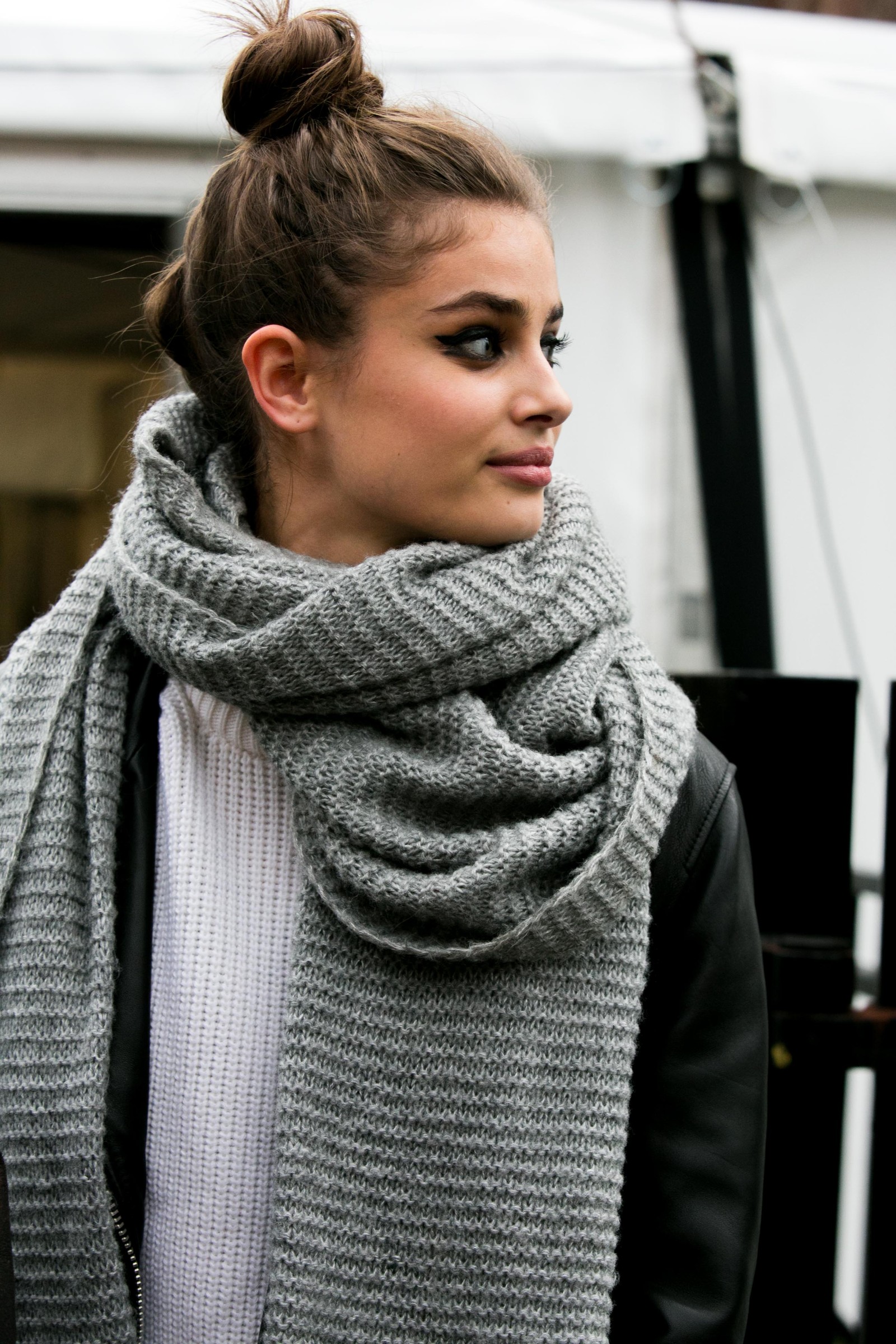 Street style: originalidade é palavra de ordem pelas ruas da LFW ...