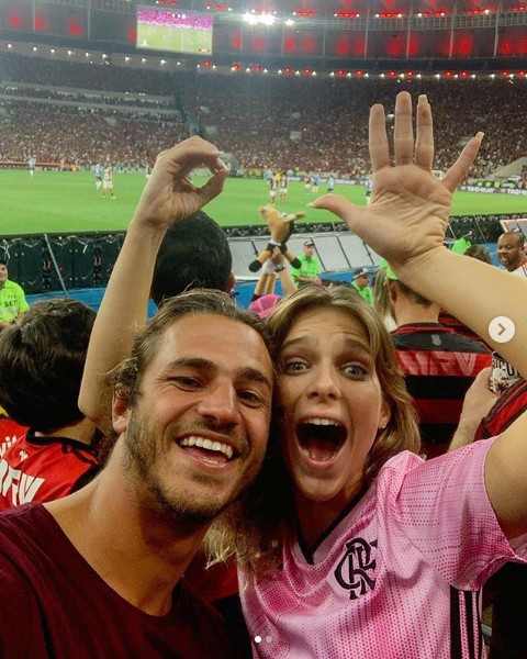 Isabella Santoni e Caio Vaz (Foto: Reprodução/Instagram)