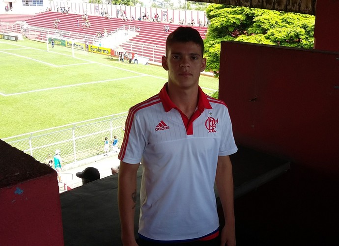 Versátil e fã de Iniesta, Ronaldo é um dos destaques do Fla na Copa SP