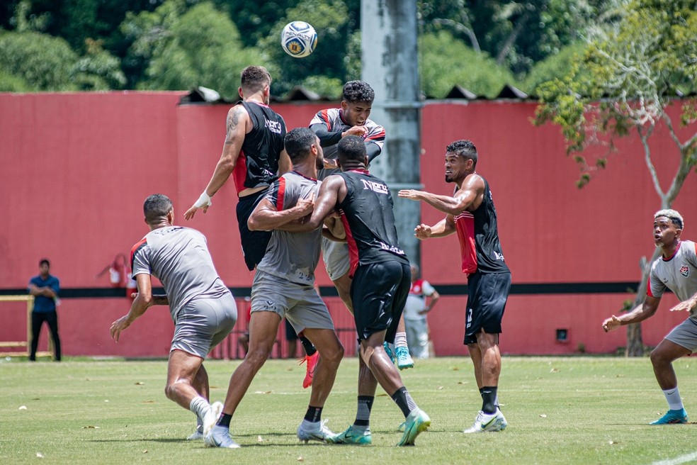 Vitória disputa jogo-treino contra o Atlético de Alagoinhas no Barradão — Foto: Victor Ferreira/Divulgação/E.C. Vitória