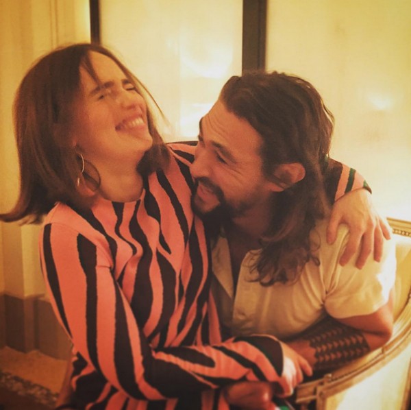 Emilia Clarke e Jason Momoa em foto publicada no Instagram da atriz (Foto: Reprodução/Instagram)