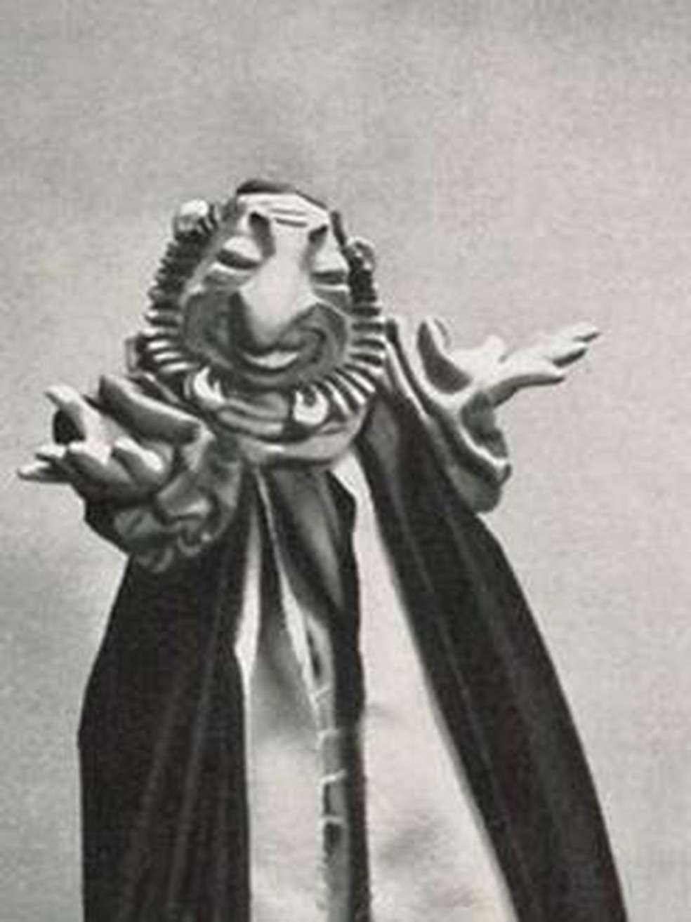 O 'fantoche judeu' era utilizado em apresentações de propaganda para organizações partidárias nazistas. — Foto: Arquivo pessoal (via BBC)