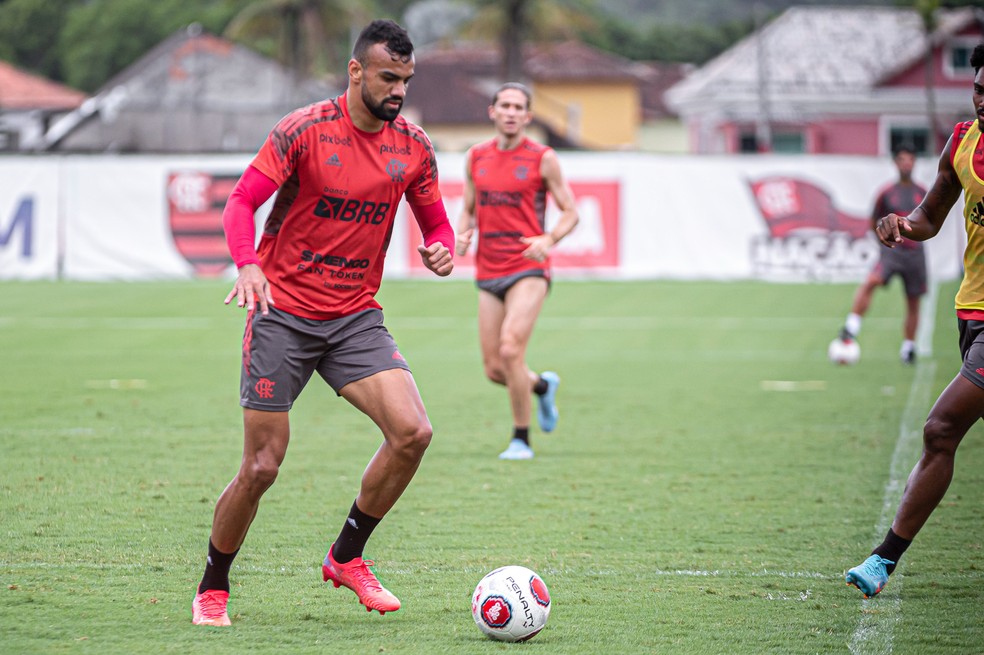 Fabrício Bruno já fez seu primeiro treino pelo Flamengo — Foto: Paula Reis/Flamengo