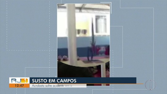 Vídeo mostra queda de acrobata durante apresentação em escola no RJ