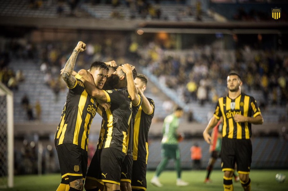 Peñarol goleou o Boston River antes de enfrentar o Flamengo — Foto: Divulgação/Peñarol
