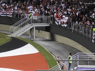 São Paulo pretende cobrir fosso do Morumbi e aumentar capacidade do estádio