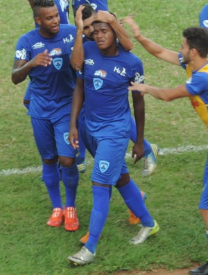 Osvaldo Cruz x Bandeirante de Birigui Segundona (Foto: Ronaldo Nascimento / GloboEsporte.com) Osvaldo Cruz x Bandeirante de Birigui Segundona (Foto: Ronaldo Nascimento / GloboEsporte.com)