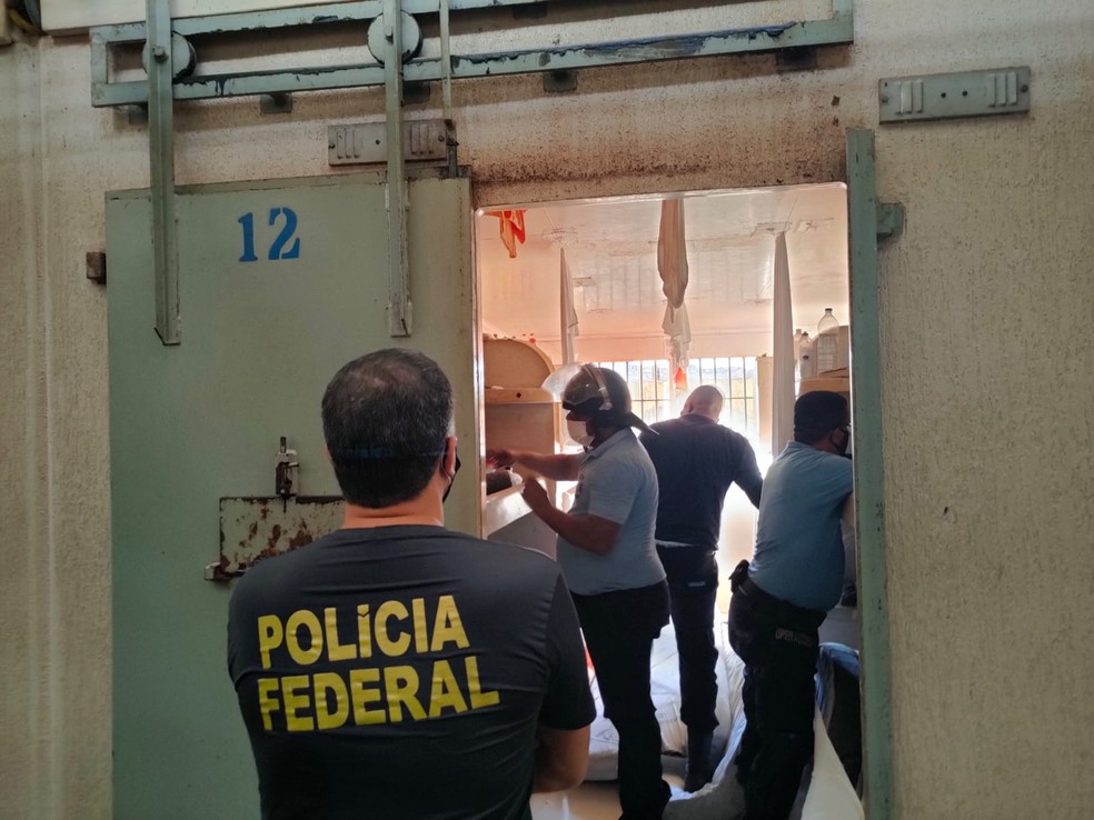 Mandados de prisão e busca são cumpridos em operação contra homicídios, tráfico e lavagem de dinheiro na Bahia — Foto: Divulgação/Polícia Federal