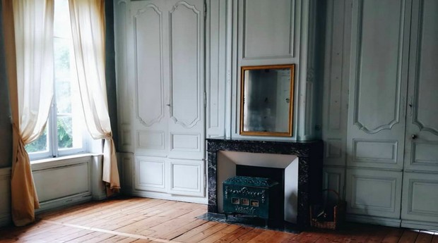 Casal transforma casarão do século 18 em uma charmosa pousada na França (Foto: Reprodução Instagram)