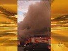 Incêndio destrói loja e bloqueia rua por cinco horas em Blumenau, SC