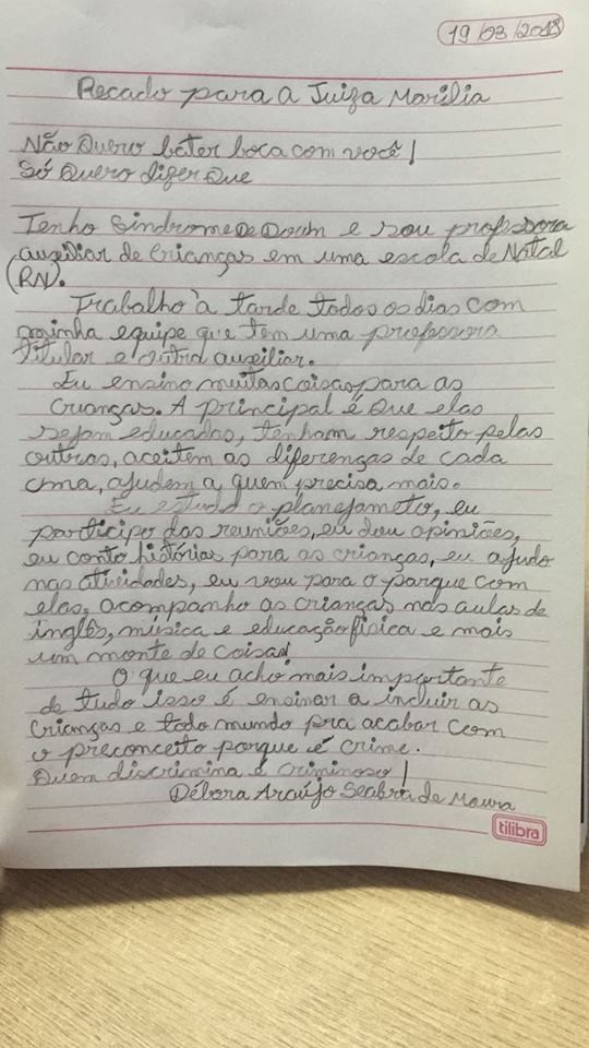 Carta escrita pela  professora Débora para a desembargadora 