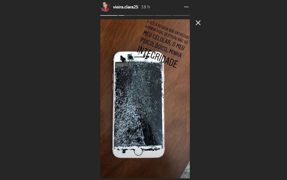 Clara compartilhou imagem com celular quebrado (Foto: ReproduÃ§Ã£o/ Instagram)
