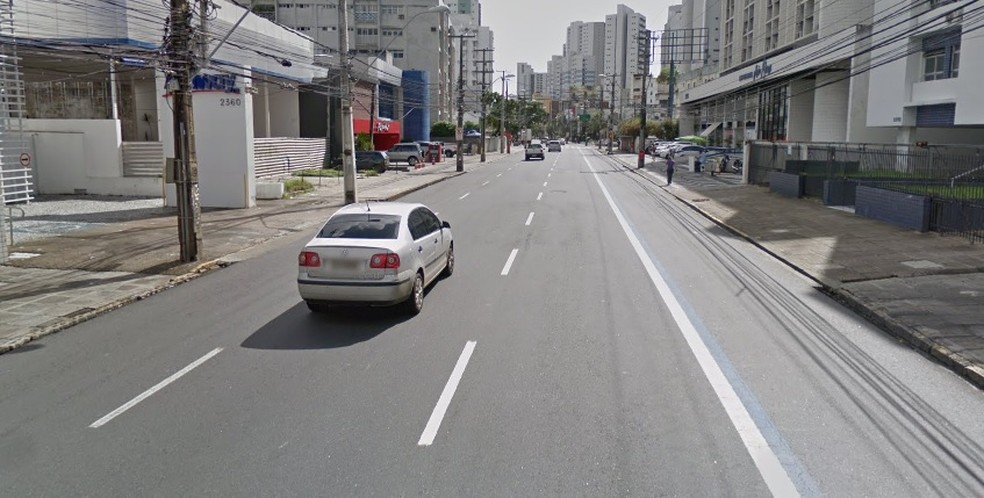 Avenida Conselheiro Aguiar, na Zona Sul do Recife â€” Foto: ReproduÃ§Ã£o/Google Street View