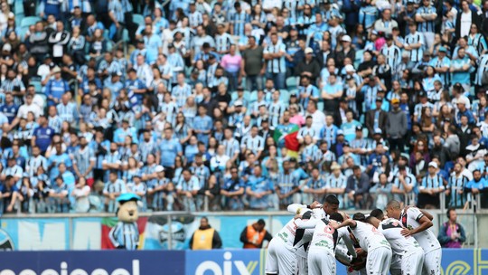 Com vitória do Londrina e derrota para o Grêmio, chances de acesso do Vasco diminuem