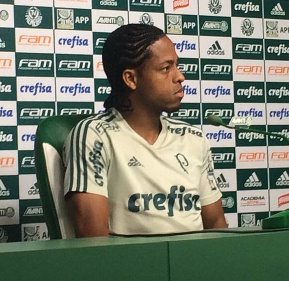  Ronaldinho? Keno ri de comparações após bom jogo pelo Palmeiras: 