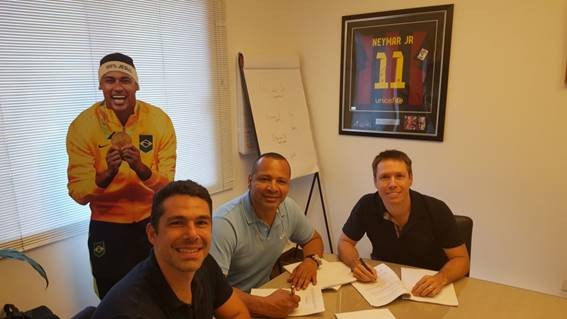 Marcus Buaiz, Neymar Pai e Charles Martins: staff da Neymar Sports (Foto: divulgação)