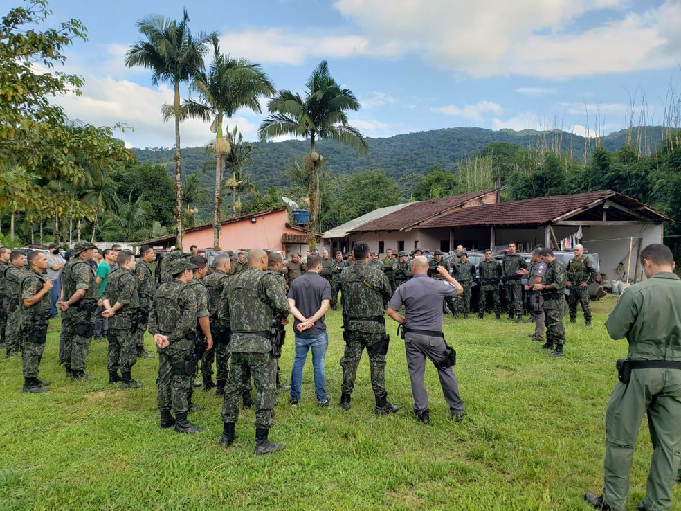 Operação contou com dezenas de policiais ambientais — Foto: Divulgação/Polícia Ambiental