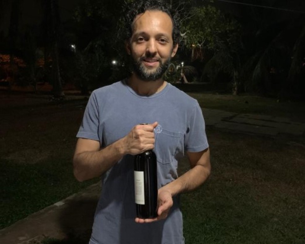 Cervejeiro Marcos Júnior criou o vinho de açaí — Foto: Arquivo pessoal