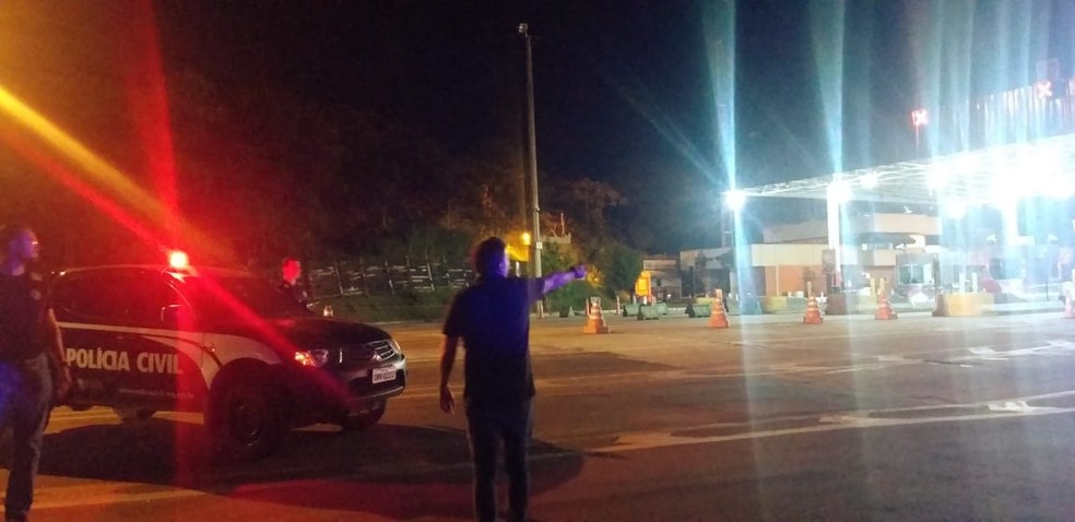 A abordagem do jovem foi feita em um ônibus, na BR-040 — Foto: Polícia Civil/Divulgação