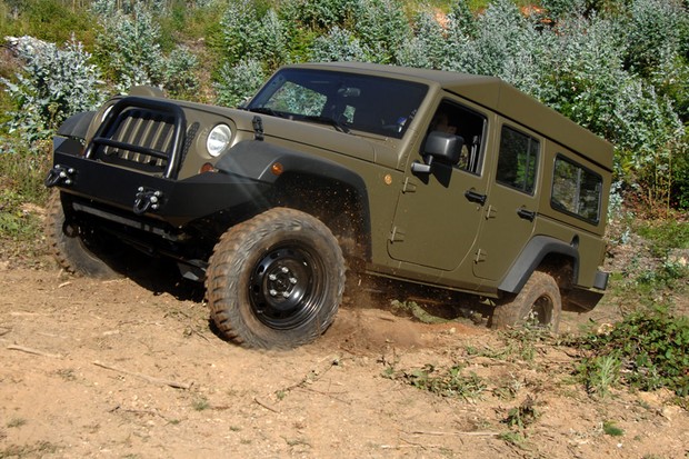 Empresa Afirma Que Vai Montar Jeep Wrangler Militar No