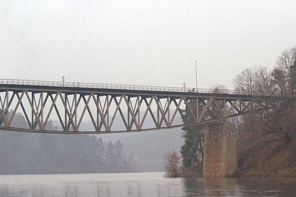 Ponte polonesa que seria alvo de explosões em novo Missão: Impossível (Foto: divulgação)