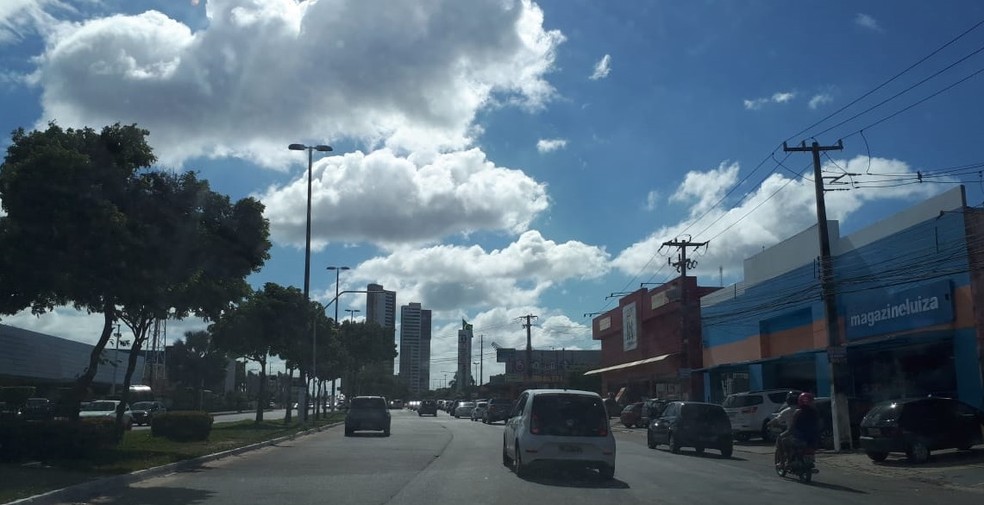Em Natal, avenida Roberto Freire tem interdição para obras da Caern | Rio  Grande do Norte | G1