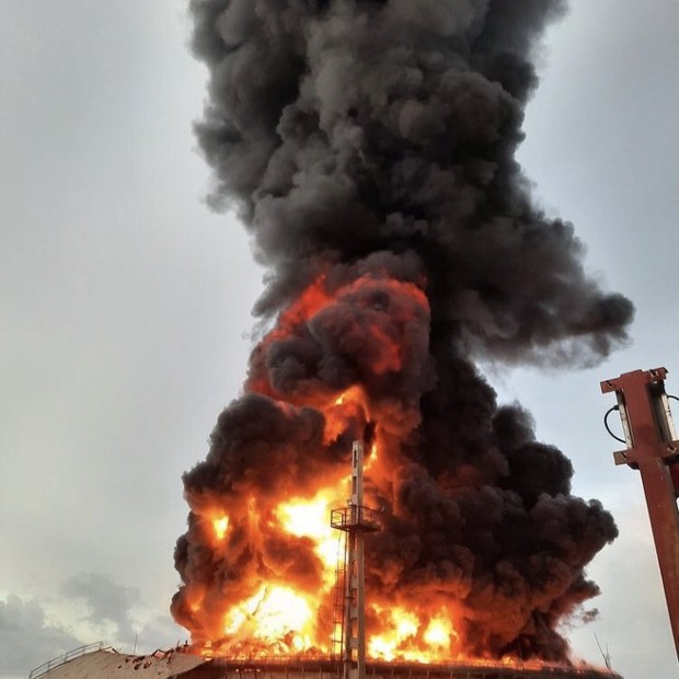 Incêndio em Matanzas (Foto: Reprodução/Redes sociais)