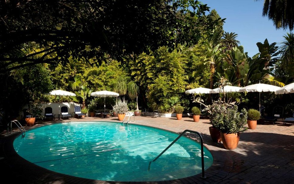 Piscina do Chateau Marmont — Foto: Reprodução/Internet
