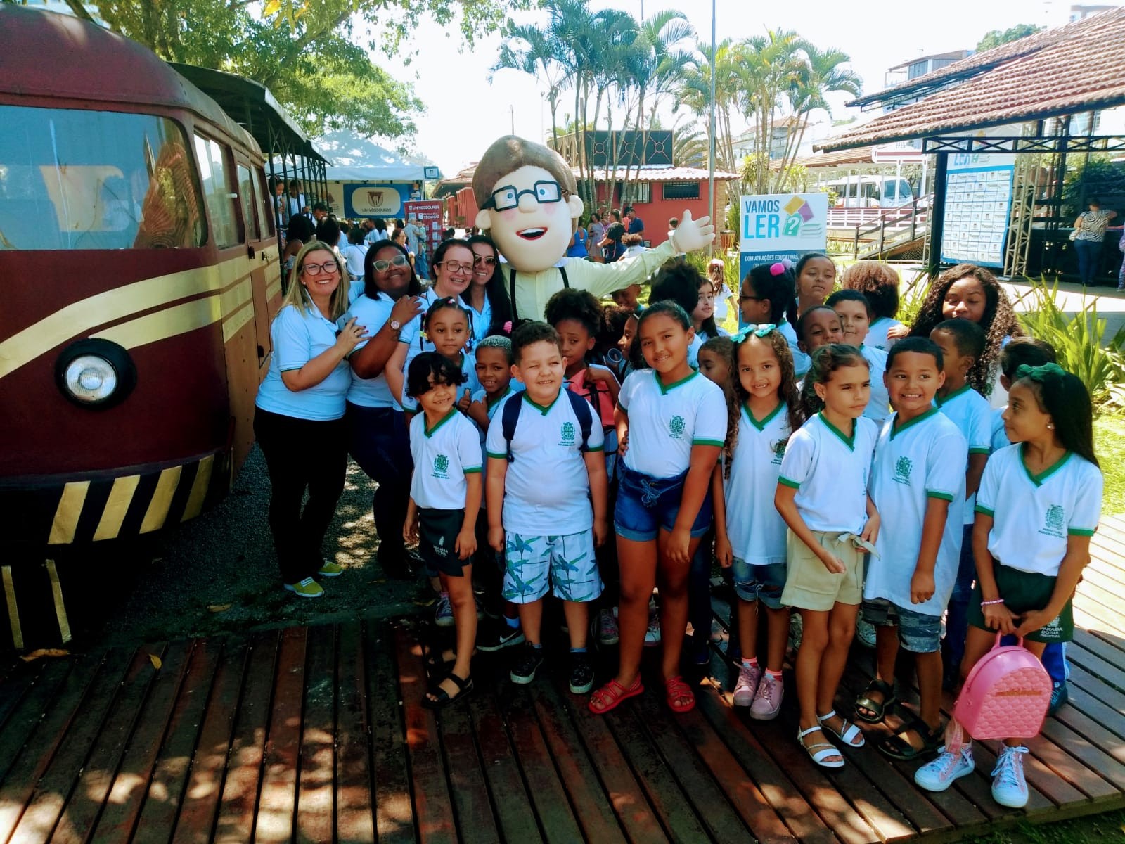 Projeto 'Vamos Ler' agita sábado de crianças em Paraíba do Sul