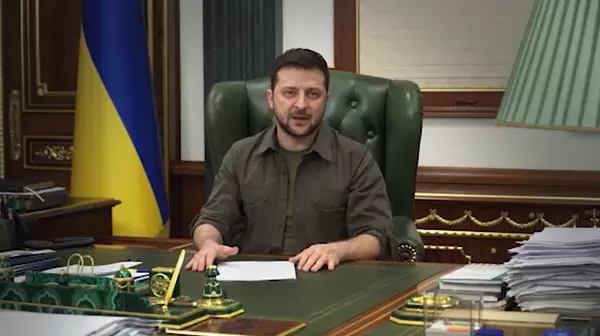 AO VIVO: GUERRA NA UCR&Acirc;NIA: Russos e ucranianos travam batalha pelo c&eacute;u de  Kiev; pr&eacute;dio residencial &eacute; atingido | G1 / Mundo | G1