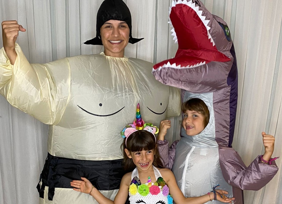 Kyra Gracie e as filhas vestem fantasias de halloween (Foto: Reprodução / Instagram)