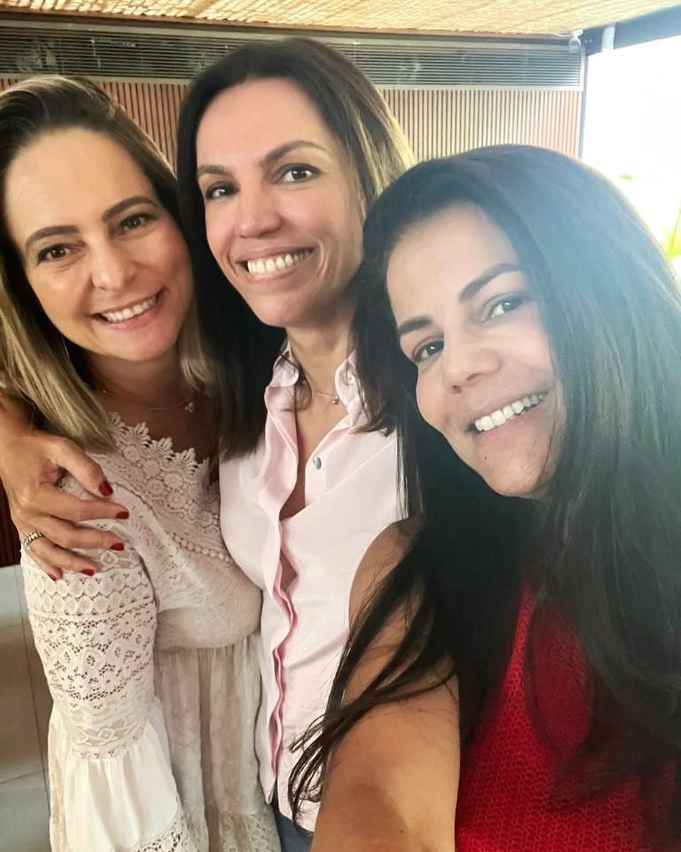 Samantha Mendes, Ana Paula Araújo e Nívea Stelmann  (Foto: Instagram)