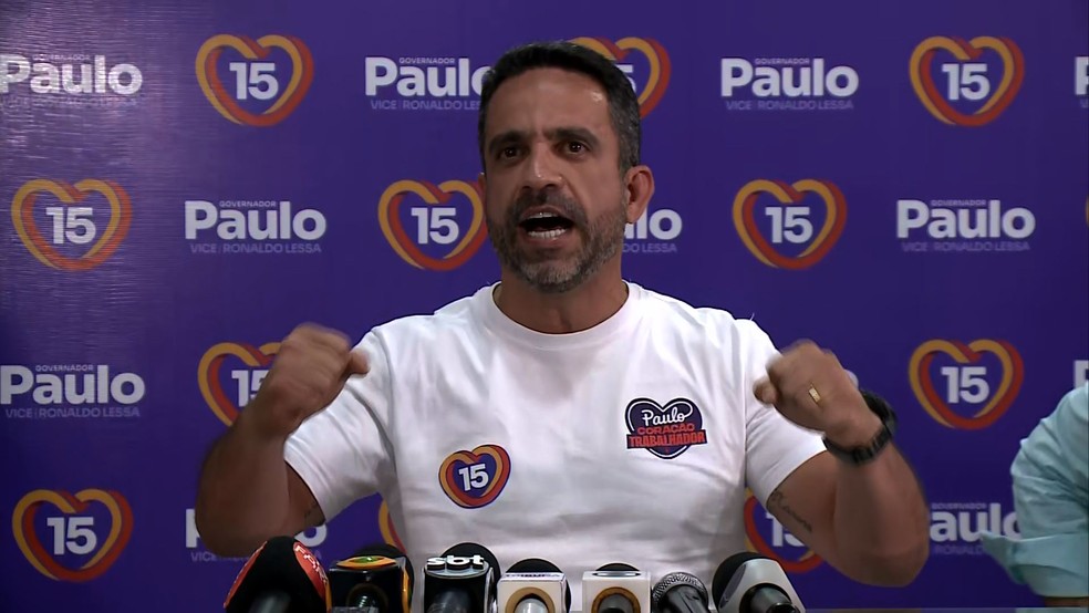 Paulo Dantas comemora ida ao 2º turno em AL — Foto: Reprodução/TV Gazeta